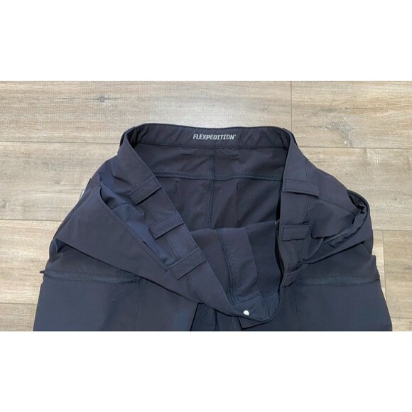 Duluth Trading Co Flexpedition Mens 44X30 Relaxed Fit Black Stretch Cargo Pants - Picture 3 of 8